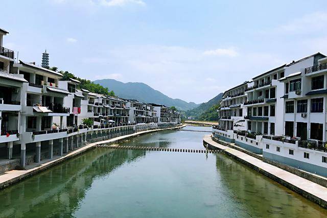 苍南县经济总量_苍南县灵溪镇图片(3)