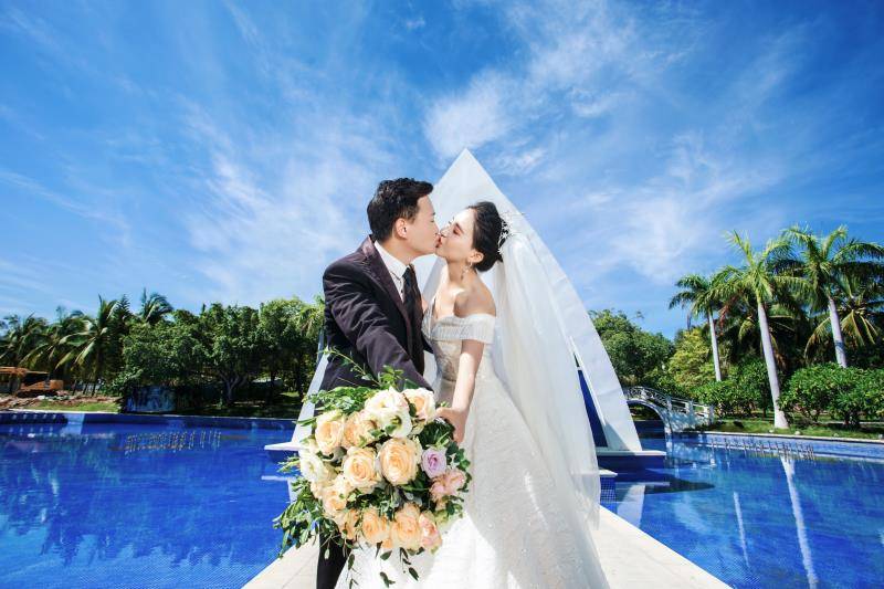 婚纱照求婚动作_求婚婚纱照