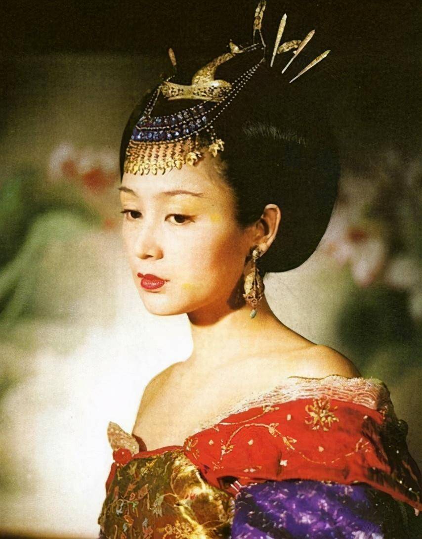 何说|原创《无极》上映15年，陈红最遗憾是张国荣，张柏芝为何说谢霆锋坏