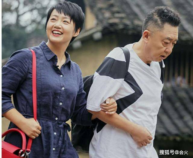 于谦夫妻罕公开露面！小10岁老婆逆龄生长，两人