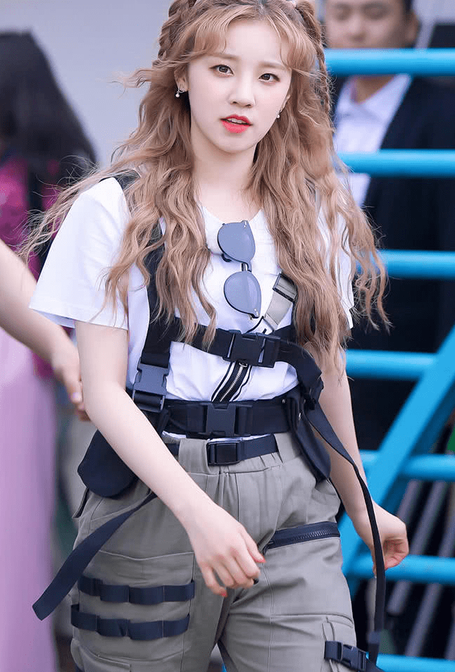 头发|拯救秃头少女的卷发，不仅看起来发量多，重点还显脸小！