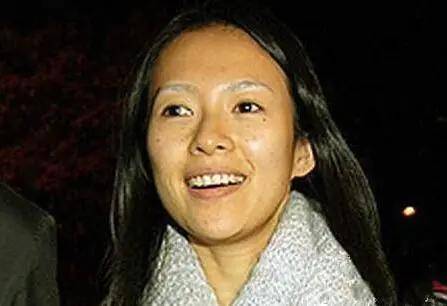 睡眠|刘涛到底还要替老公还多少钱？从貌美如花到熬夜直播一脸疲惫，心疼！