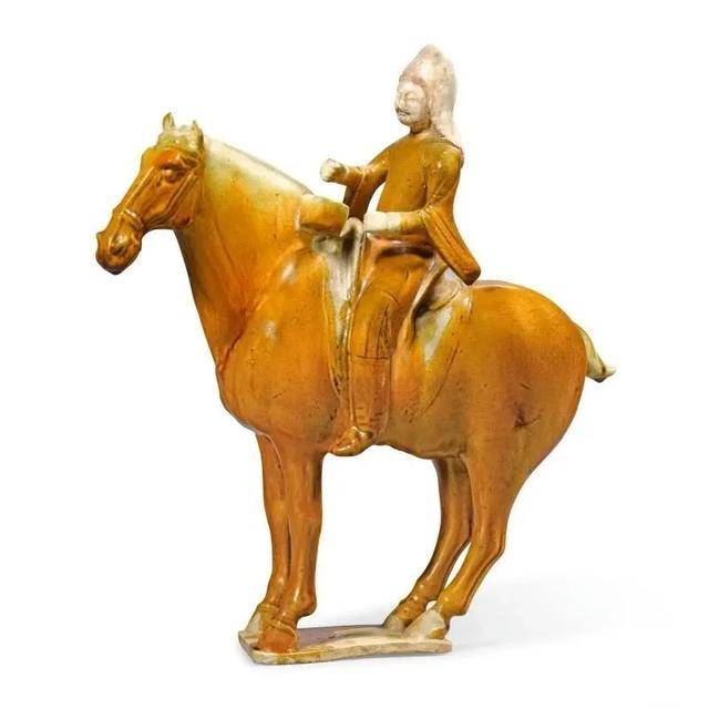 三彩|伦敦苏富比大拍精美唐三彩，带你见证大唐盛世华光！