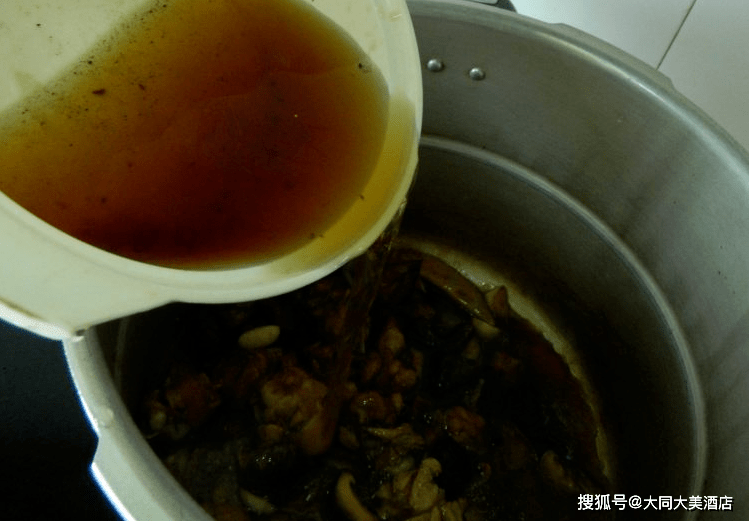 做鸡腿需要加料酒吗 ada2cb62e44a429aba9f7e0ded4041a4.png