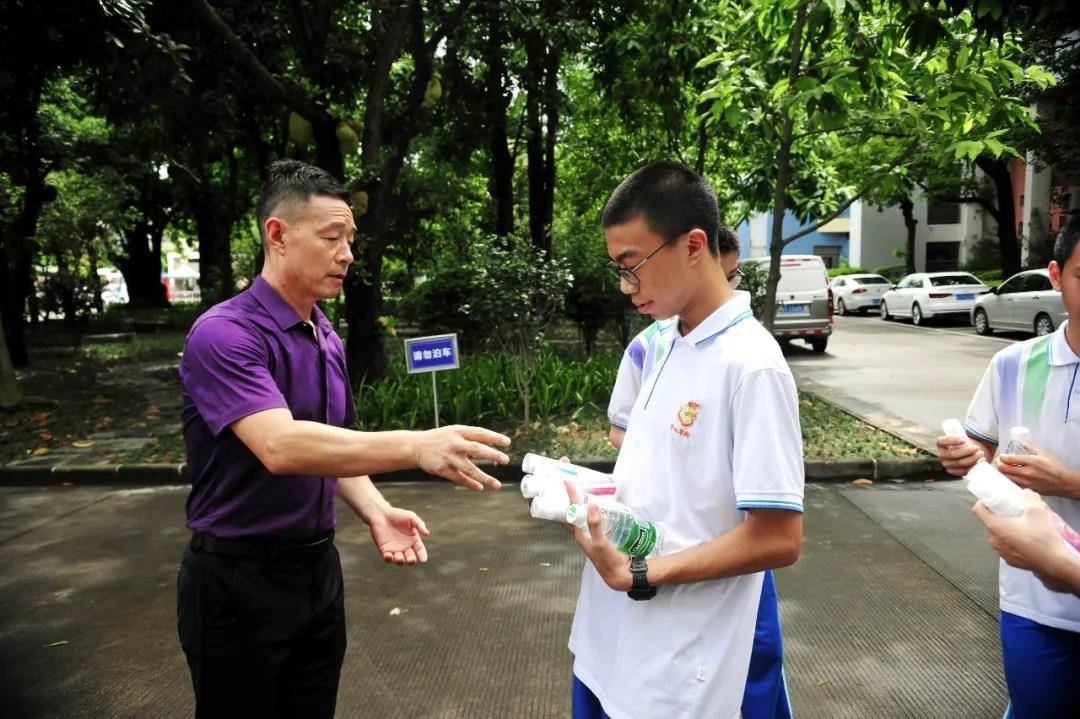 庄辰|庄辰科技助力华南师范大学中山附属中学高考防疫！