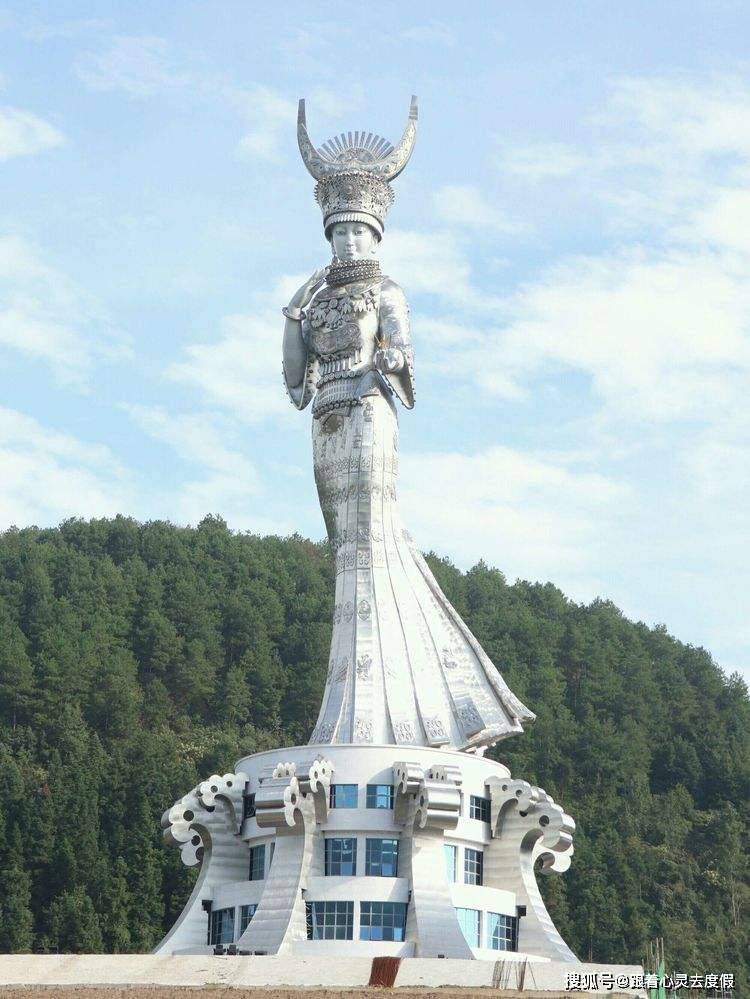 剑河人口_贵州一贫困县,人口27万,GDP55亿,建88米雕像引争议