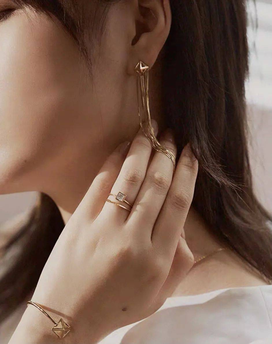 范主|我买了又买的千元金饰珠宝，简约高级职场必备！