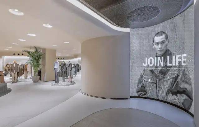 全面布局新买手制！ZARA、H&amp;M、UNIQLO的新战场！
