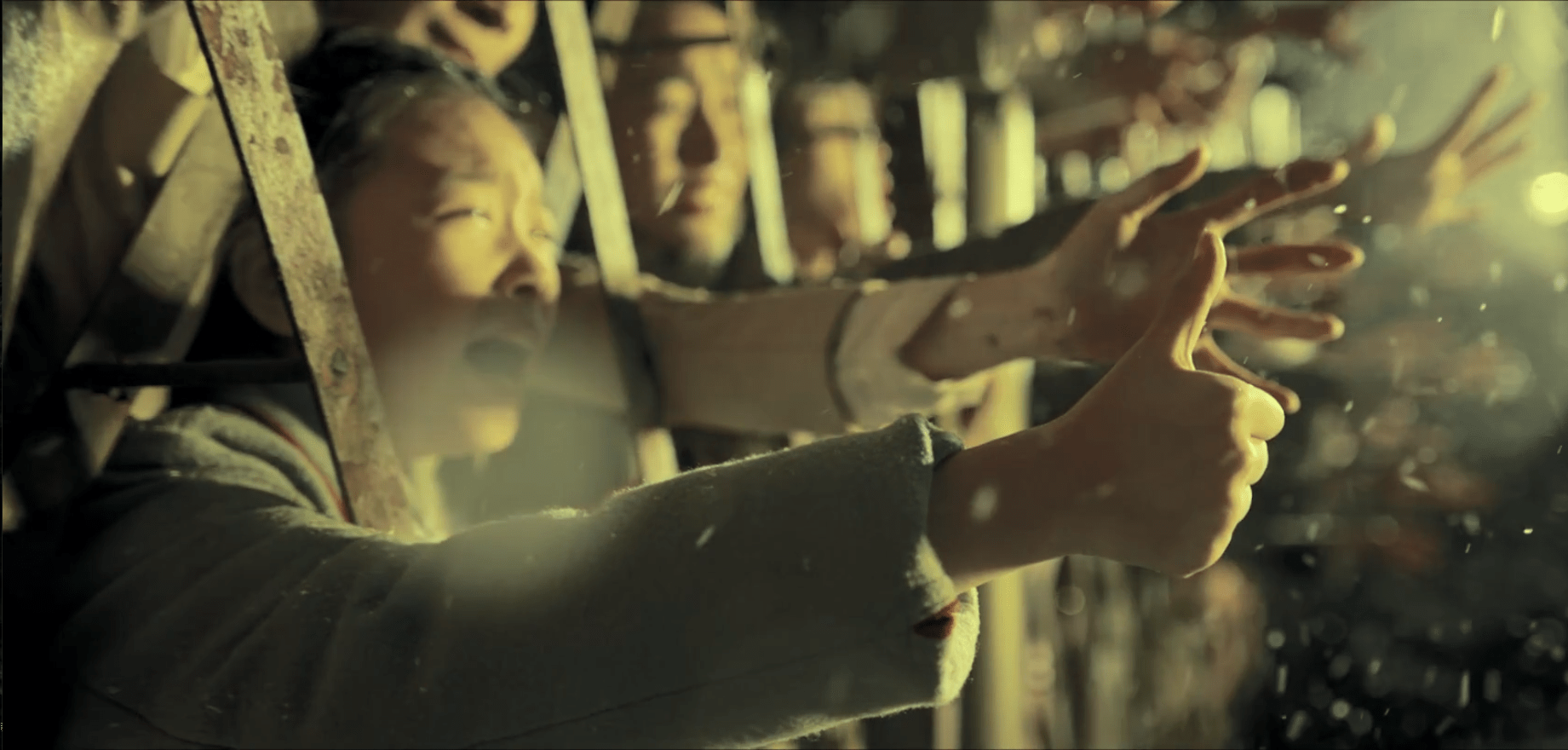 《八佰》上映b站,评分仅剩5.5分,为何b站用户频繁打出