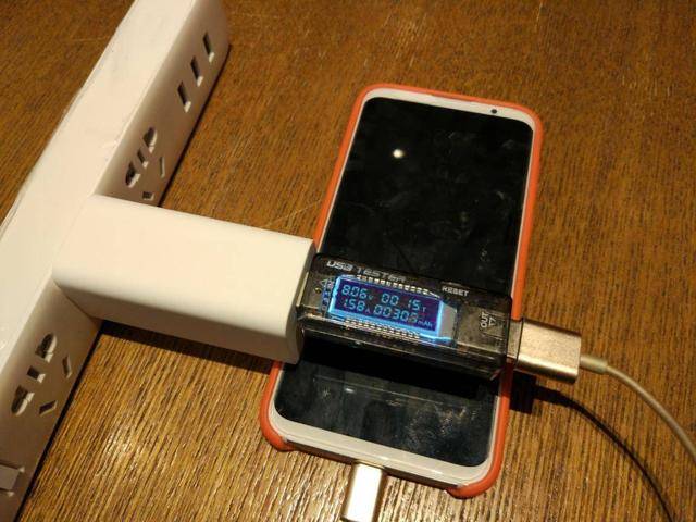 一个顶仨,外出充电好搭配,电友X21氮化镓65W充电器上手体验