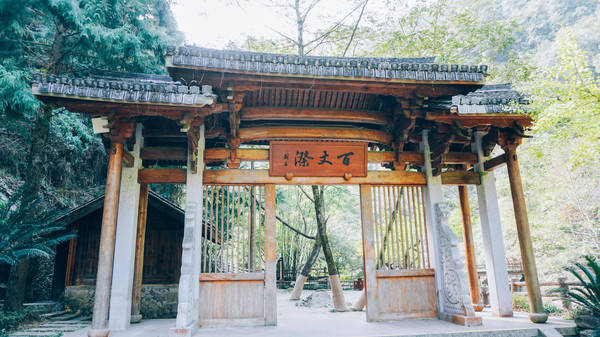 中国最良心的景区，景区内体验均免费，是中华第一高瀑_瀑布景观
