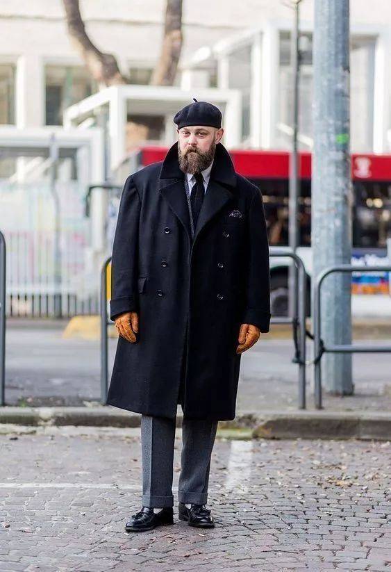 身材|肉肉男还在烦恼秋冬怎么穿？简单两招让你轻松搭出型男范