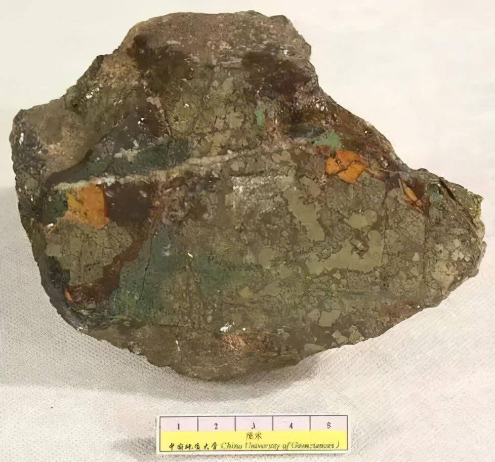 怎么快速获得金属矿石 f11e6f3987d2449d99195311c8cdaaf9.jpeg