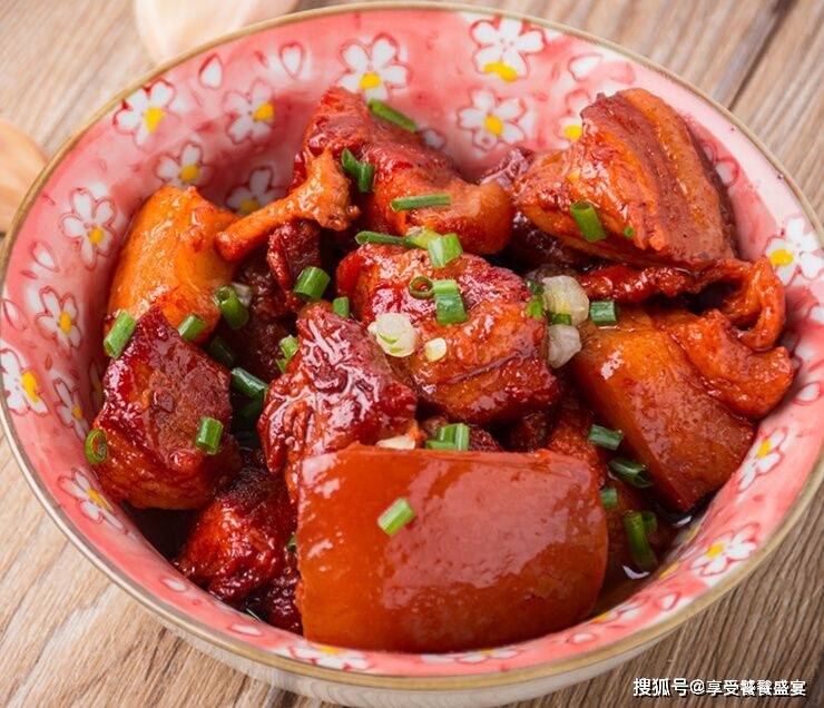 坛子肉的做法正宗的做法 13b2921a2e6142a3bfd081b397b126a6.jpeg