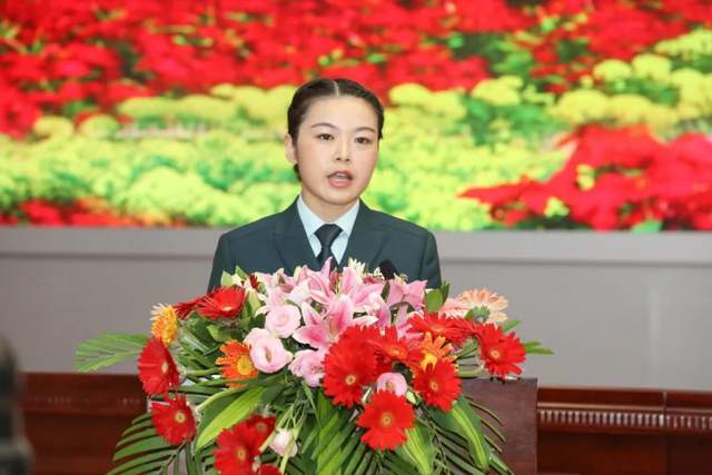 宁德军分区战备建设处参谋吕倩芸《谁说女子不如男 女参谋也要顶起