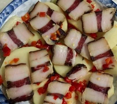 在家怎么自己制作咸肉 d056866181264f7a9a1ea7ff1773dc64.jpeg