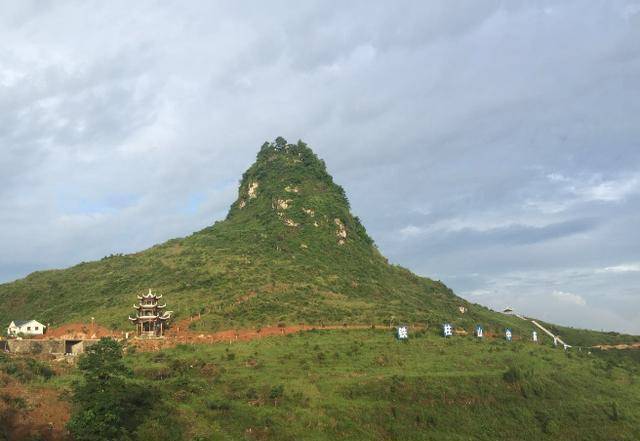 杨柳乡人口_宣威市杨柳乡风景图(3)