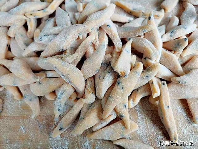 怎么切菱形红薯 58ac949b9f3c43379513dc76d29d0a89.jpeg