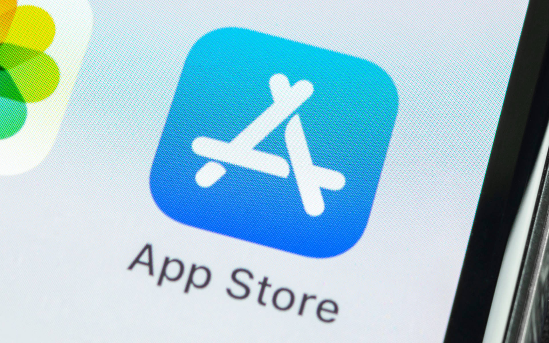 交易|苹果将降低App Store交易抽成:利好98%开发者