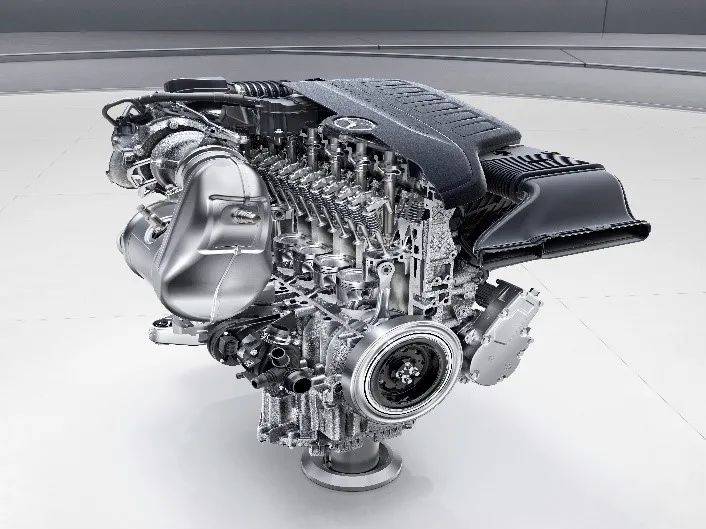 高级脸背影杀2021款奔驰迈巴赫GLS480 GLS600