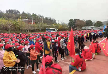 武汉木兰云雾山旅游研学基地喜迎莘莘学子