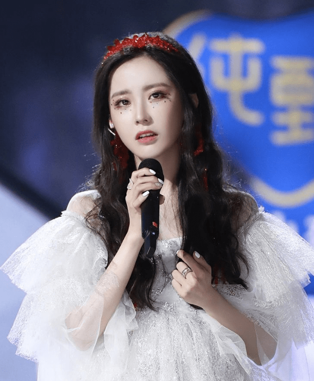 怎么变得知性美 76a7c0e8a78d409da13a506aea2b8187.png