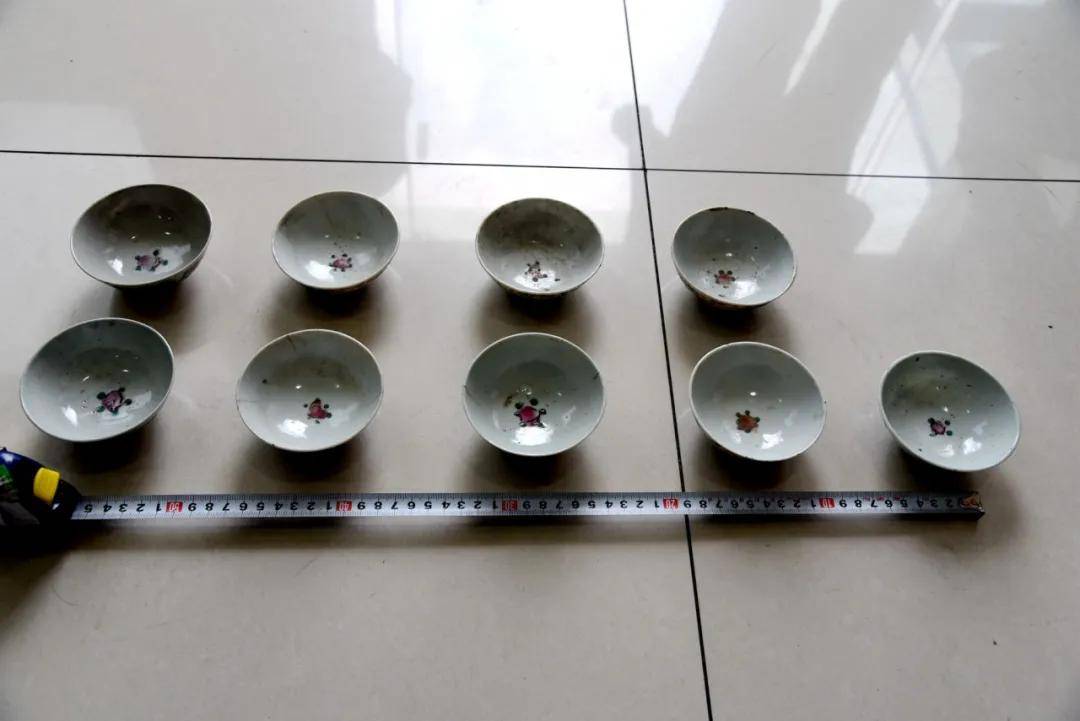 泰州25箱古董被盗！竟被当成废品，随意堆放在阳