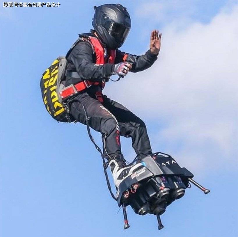 嘉合优品说设计:zapata的flyboard air是安全,操作灵活的个人航空系统