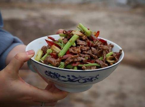 酸辣汤的家常做法不放调料 a4865b01b7e3459a8b6f4fdb53573907.jpeg