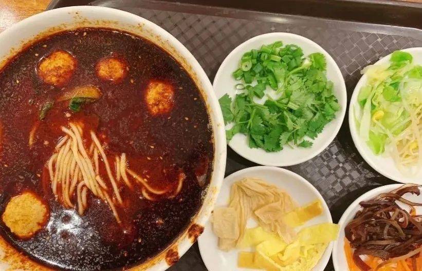 米线怎么泡更快 d6b5daa0282e4b31940194388bf56ff6.jpeg