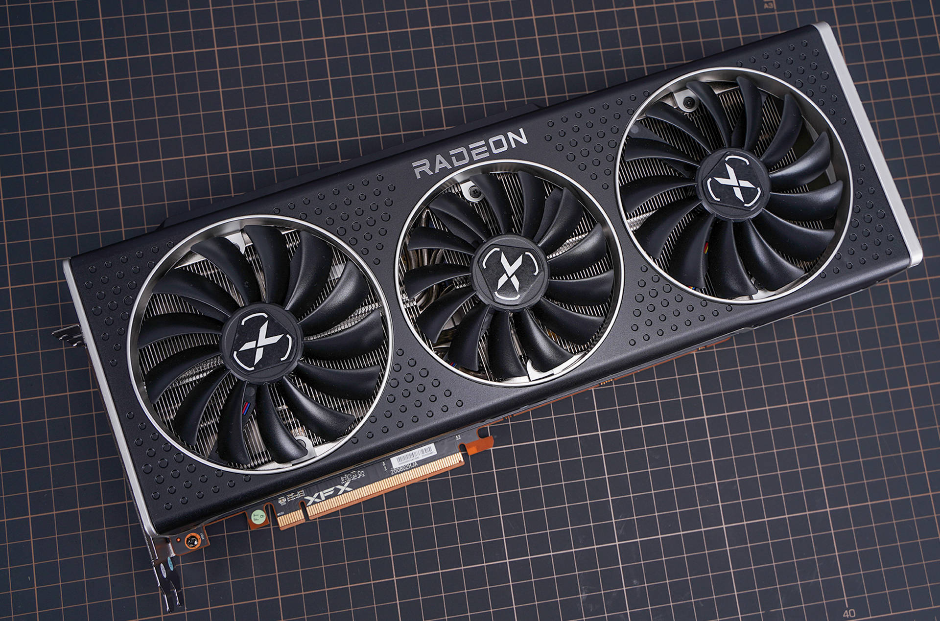 -bit|非公版更强 讯景XFX RX6800 XT海外版显卡评测