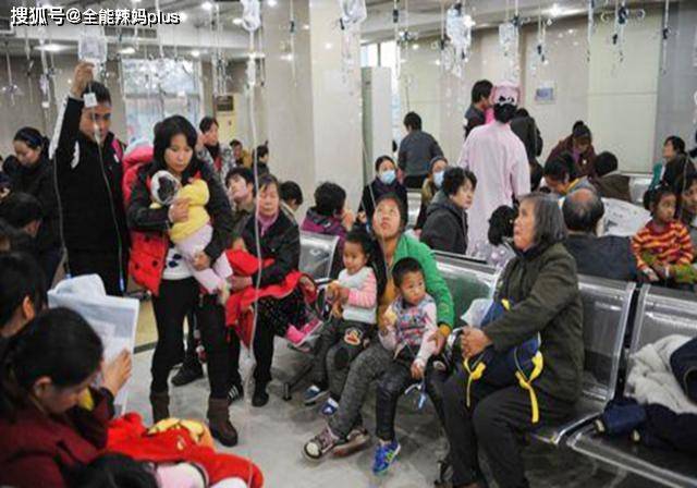 身体|容易生病不说，还影响身体发育冬天再冷也别让孩子这样睡