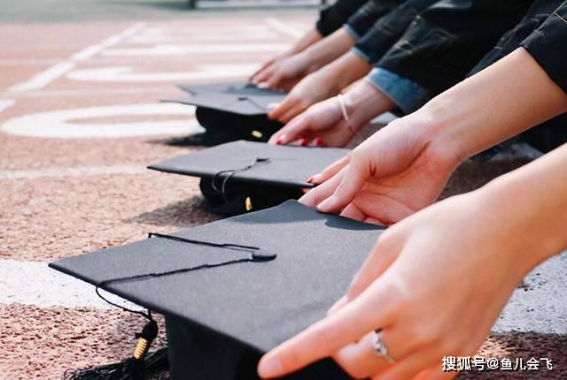 学费|教育厅传来坏消息，禁招复读生，学费涨价，学生和家长哭了注意