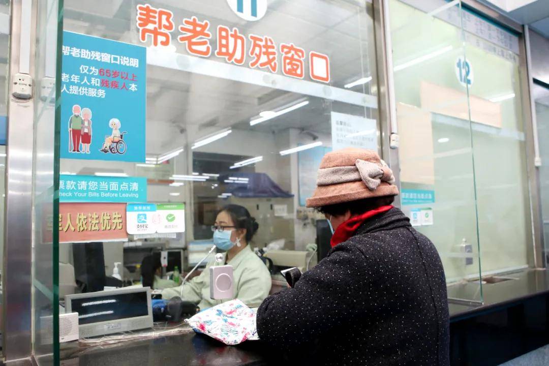 就医帮 | 宣武医院:老年人来院就医有"无健康码"绿色通道