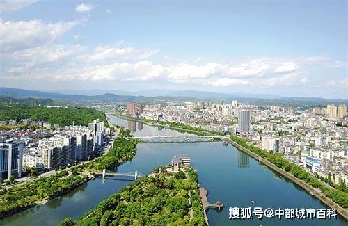 襄阳市各地方人均gdp_2016-2020年襄阳市地区生产总值、产业结构及人均GDP统计