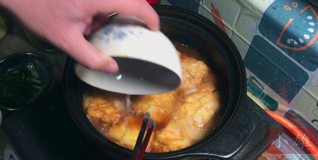 炖豆腐的做法大全家常菜 f1378c3f76fe48ffa3175f13ccc03fcf.jpeg