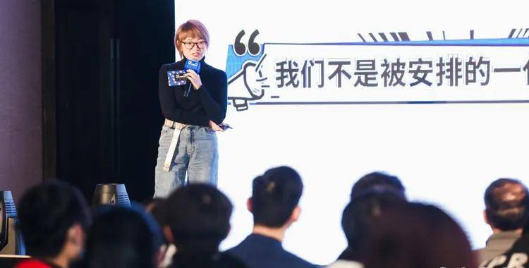 姜曼|面对不确定的2020，年轻人如何提升职场发展力?