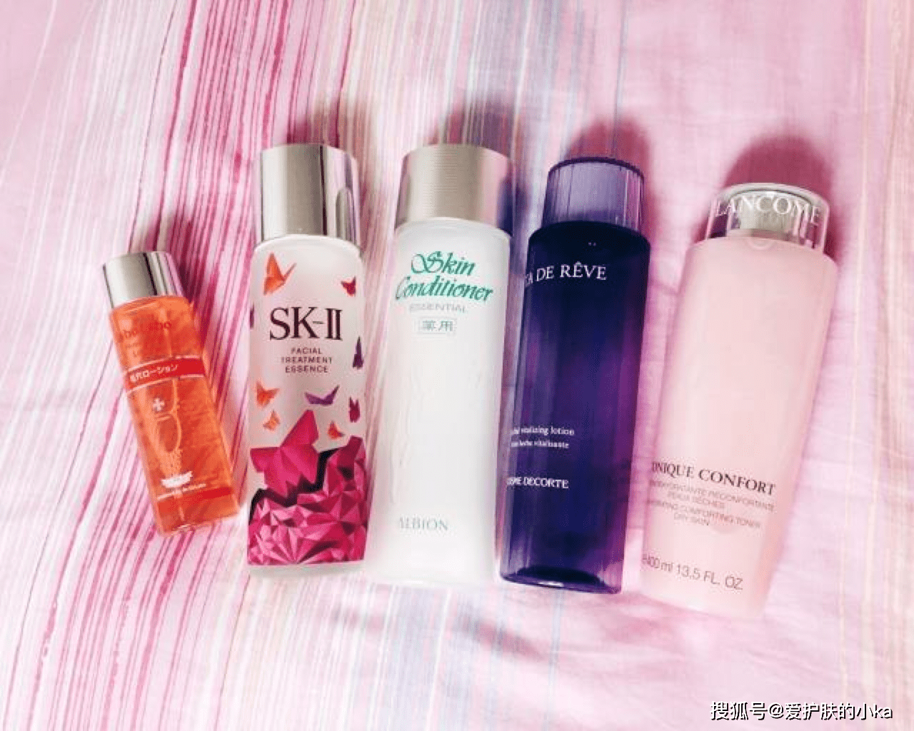 爽肤水是不是水乳 dc238de254f643d4afeba354f1737705.png