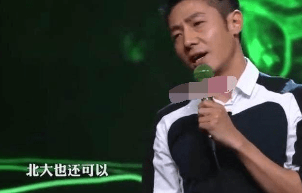 央视主持人集体翻车!俩学霸跳街舞骤停瞬间引爆笑