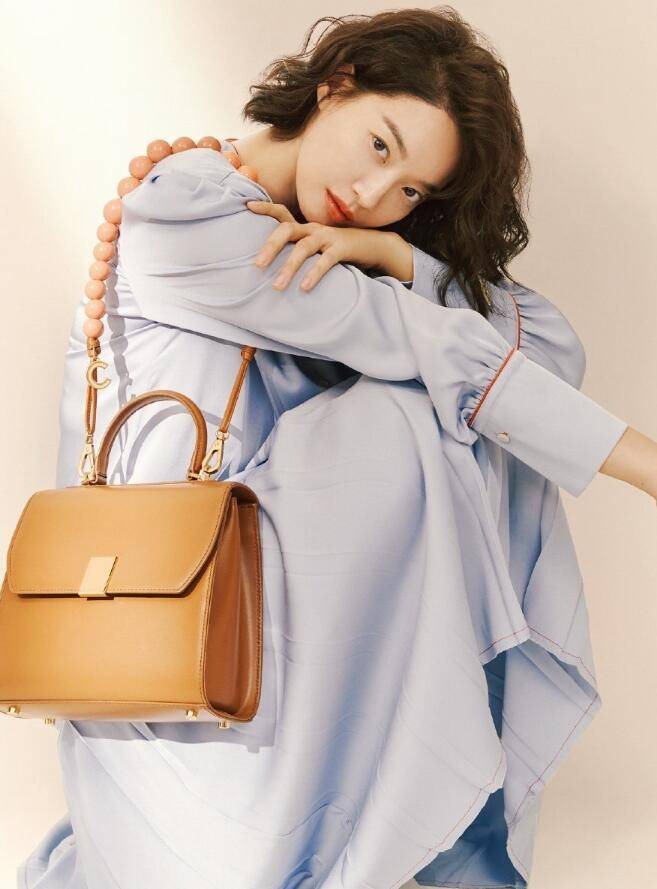 长腿女神申敏儿演技非常优秀 多种时尚风格都能