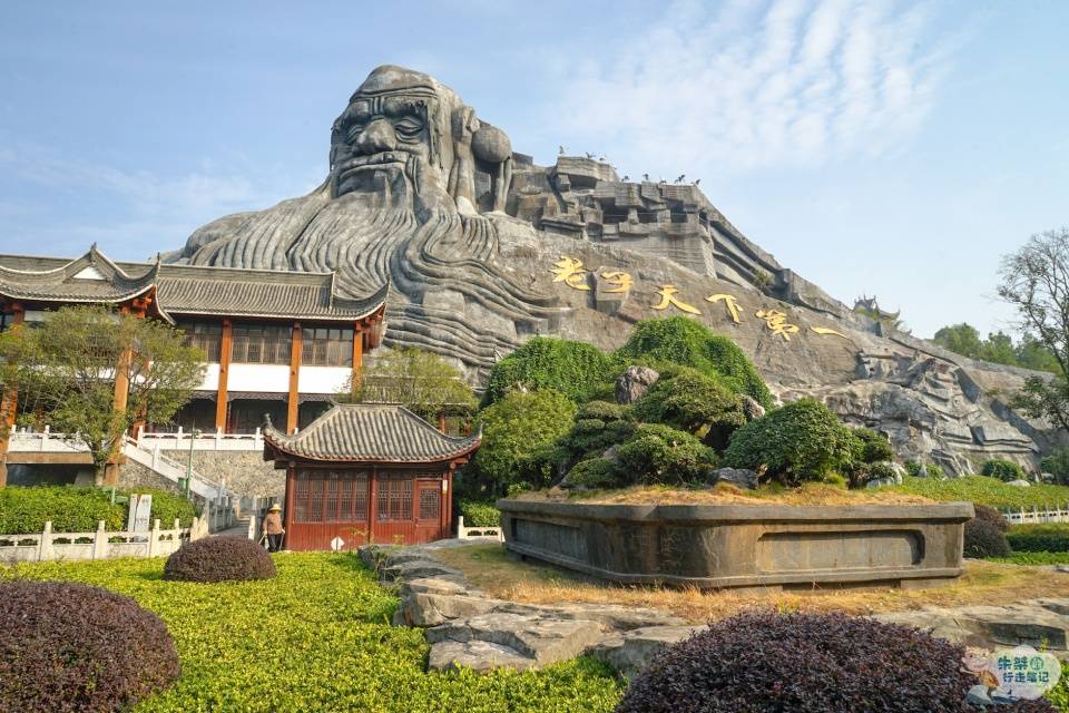 安徽相当尴尬的县城，县名与太湖同名，本地人