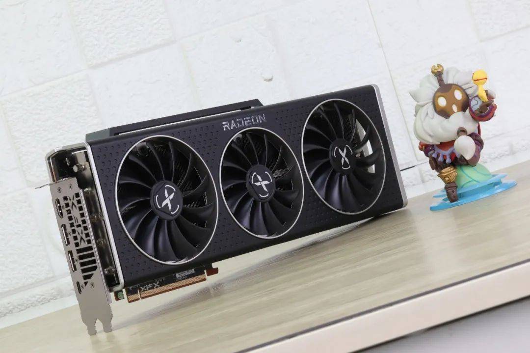 玩家新利器——xfx讯景rx6800xt海外版