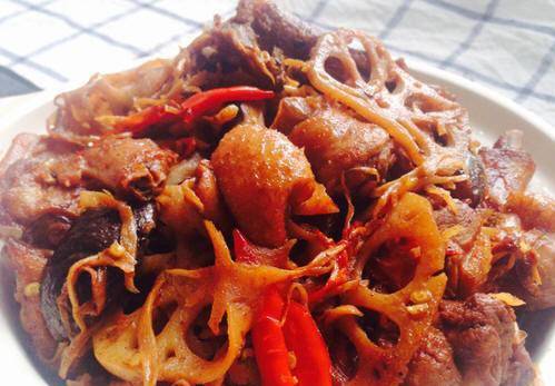 子姜怎么炒好吃 ac71b85187f14e38add9c0289d89edaf.jpeg