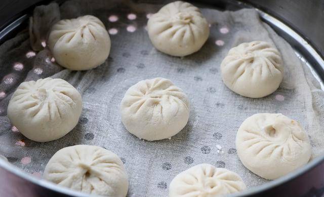 怎样做包子馅更好吃 d2e5b070036f4497aea238dc80176972.jpeg