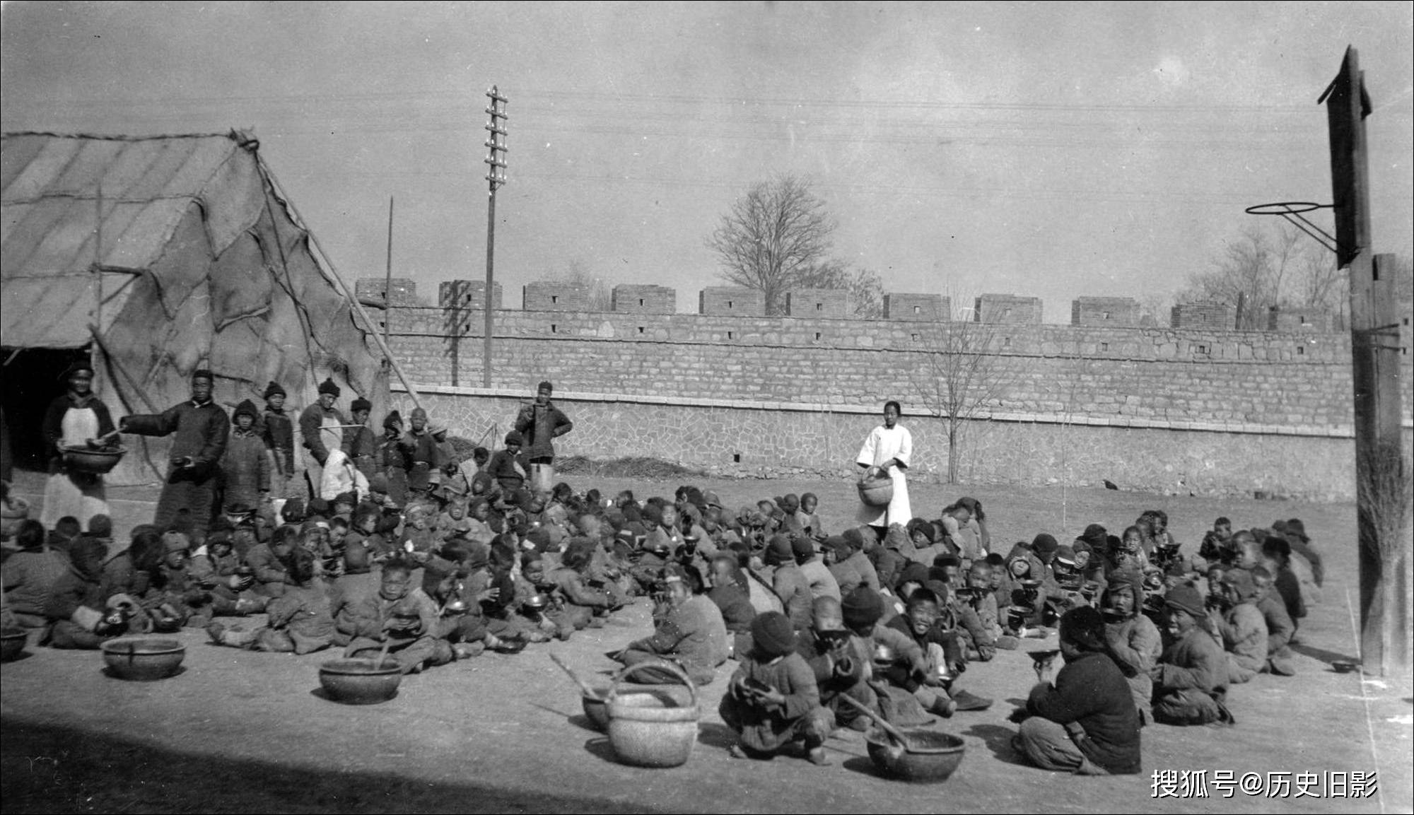 1927年至1928年济南大饥荒,逃难老百姓凄凉状态