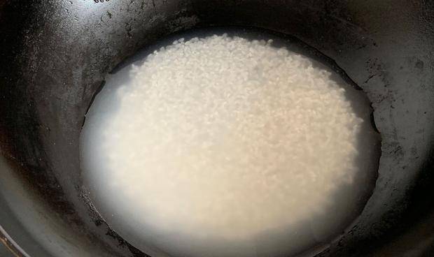 大米怎么煮才好喝 5fe66c7518c64408ae5cedee81e687ec.jpeg