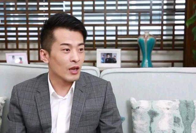 辛巴犯了两个低级错误，不然他是不会栽跟头