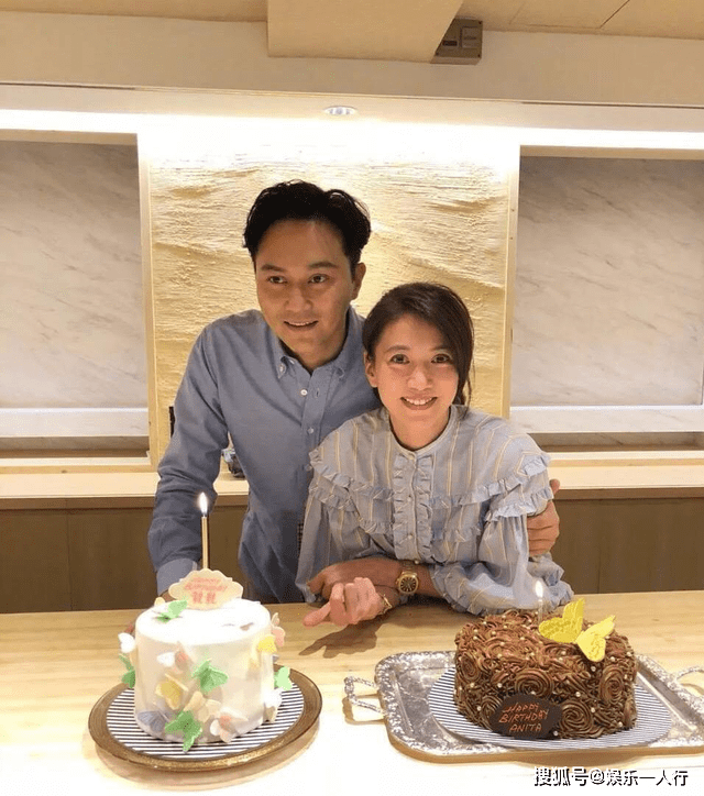 参观袁咏仪现实的豪宅,房子四周全是云雾,仿佛住在梦境之中