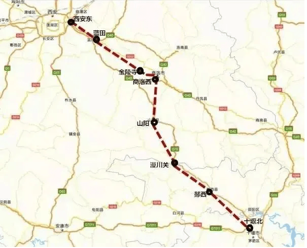 4, 西安外环高速公路南段,预计有一条环绕大西安都市区的新环线,预计