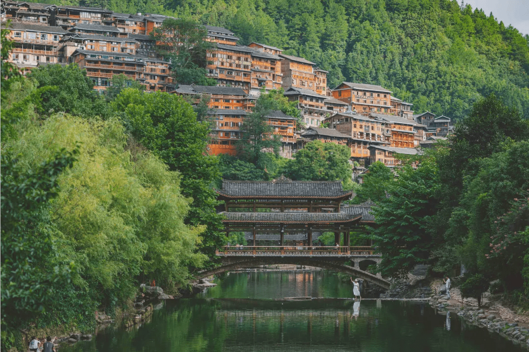 全世界最大的苗族聚居村寨,隐藏在贵州苍茫的雷公山麓